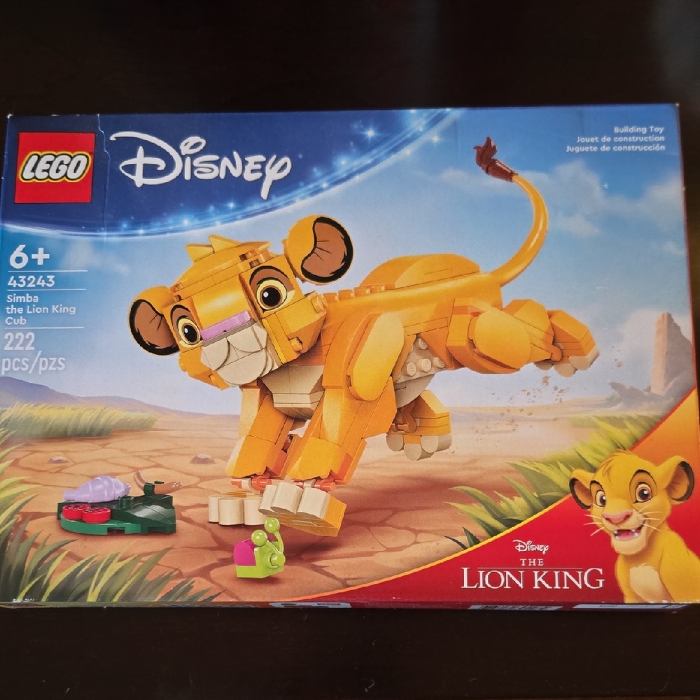 LEGO Disney The Lion King Simba Building Set - Yellow and Orange